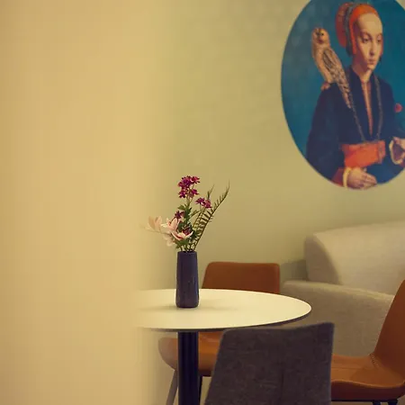 Leonart Living 12 Апартаменты *