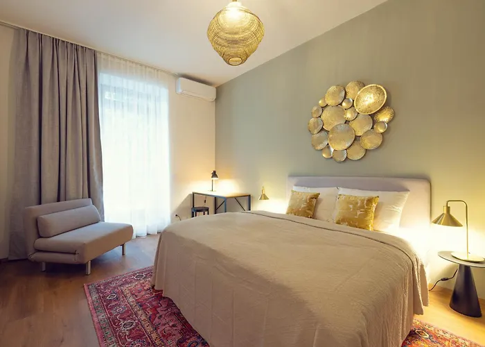 Leonart Living 12 Апартаменты