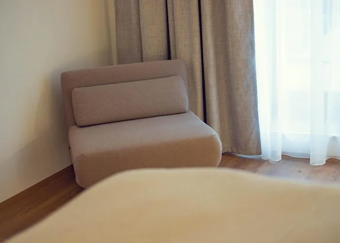 Leonart Living 12 Апартаменты *